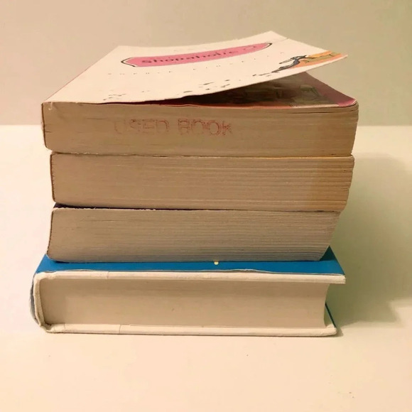 Lot of 4 Sophie Kinsella Books  Shopaholic - Picture 12 of 15